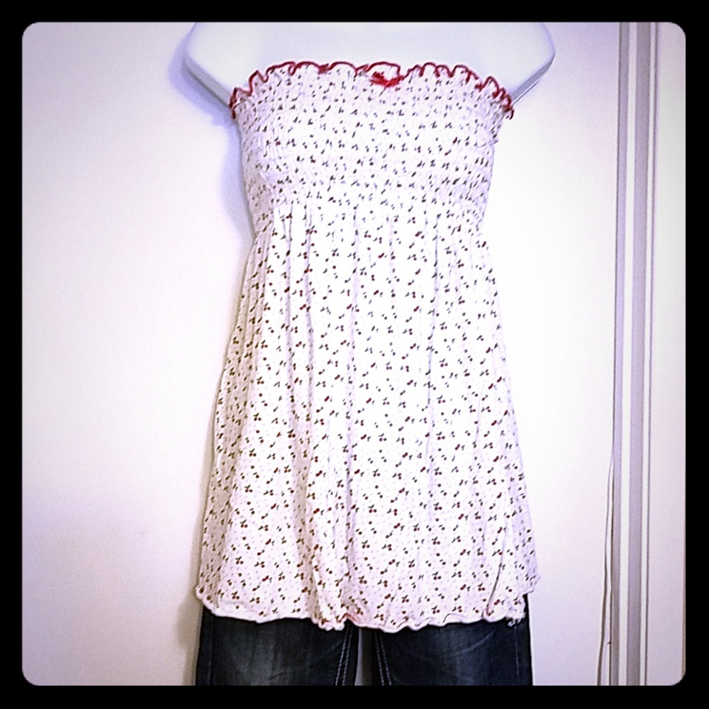 Cherry print tube top size s